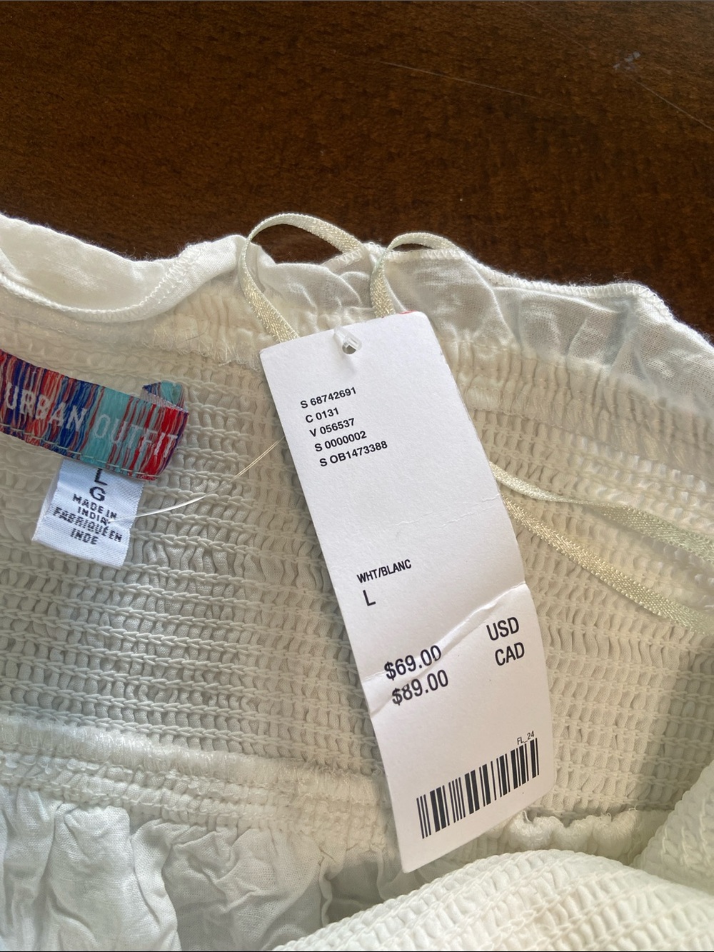 Urban Outfitters Millie White Eyelet Smocked Romper, size L. NWT - Picture 7 of 16